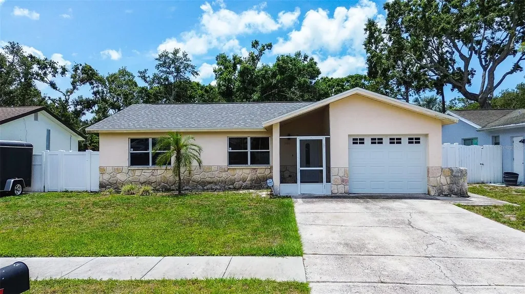 6460 101st Avenue N Pinellas Park FL 33782