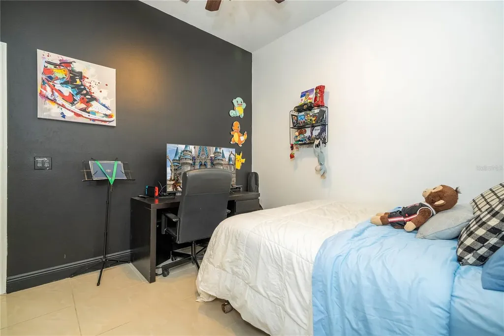 2547 Raccoon Run Lane Orlando FL 32837