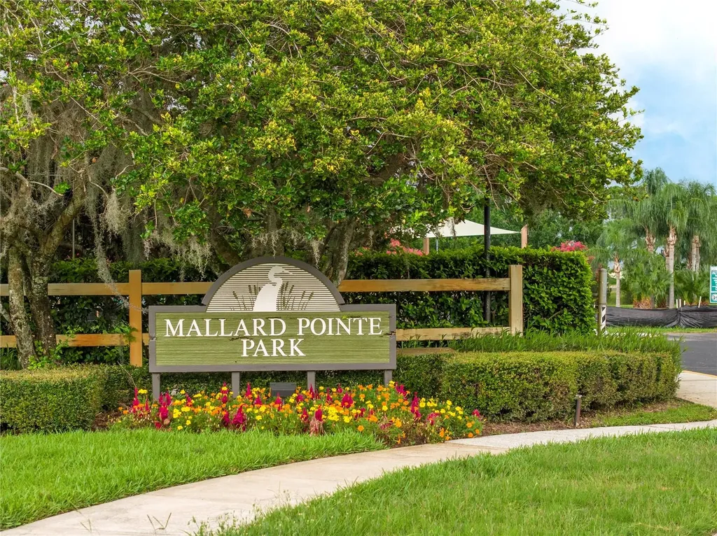 2547 Raccoon Run Lane Orlando FL 32837