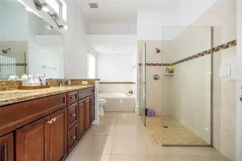 2547 Raccoon Run Lane Orlando FL 32837