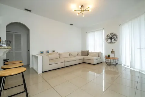 2547 Raccoon Run Lane Orlando FL 32837