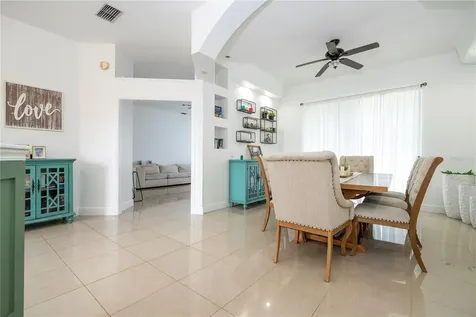 2547 Raccoon Run Lane Orlando FL 32837