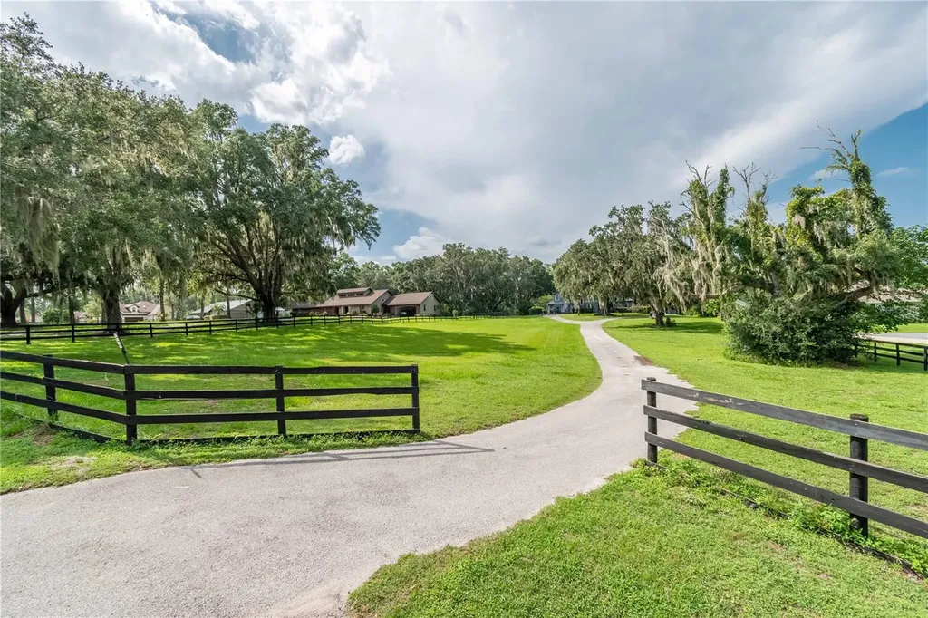 3549 SE 41st Place Ocala FL 34480