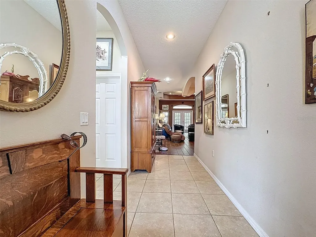 12200 Hunters Lake Drive New Port Richey FL 34654