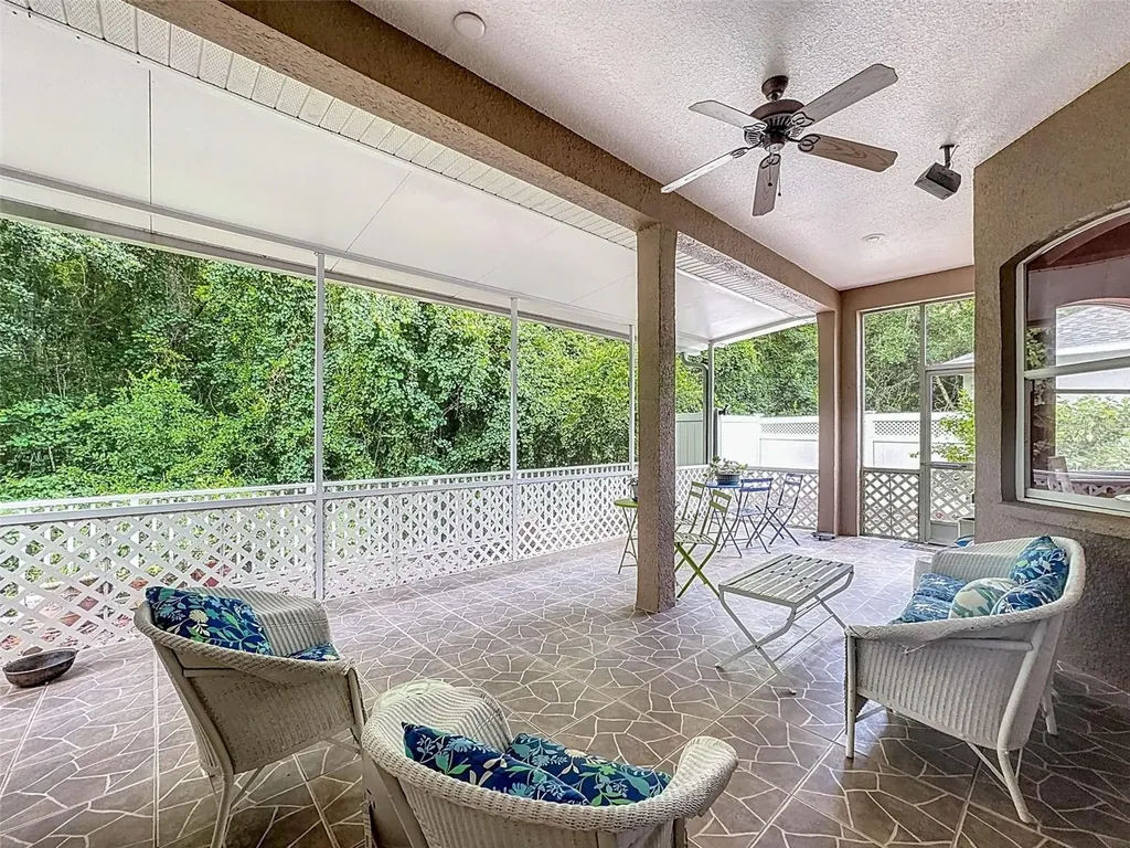 12200 Hunters Lake Drive New Port Richey FL 34654