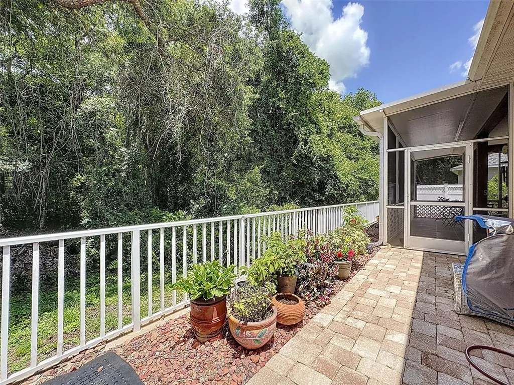 12200 Hunters Lake Drive New Port Richey FL 34654