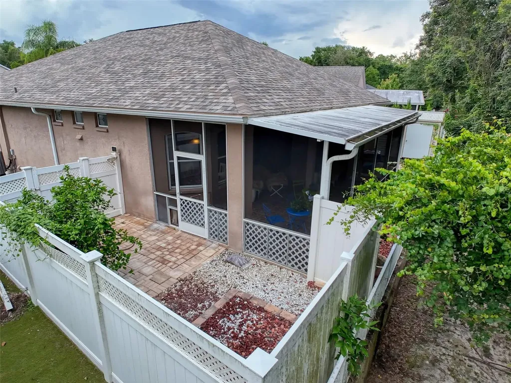 12200 Hunters Lake Drive New Port Richey FL 34654