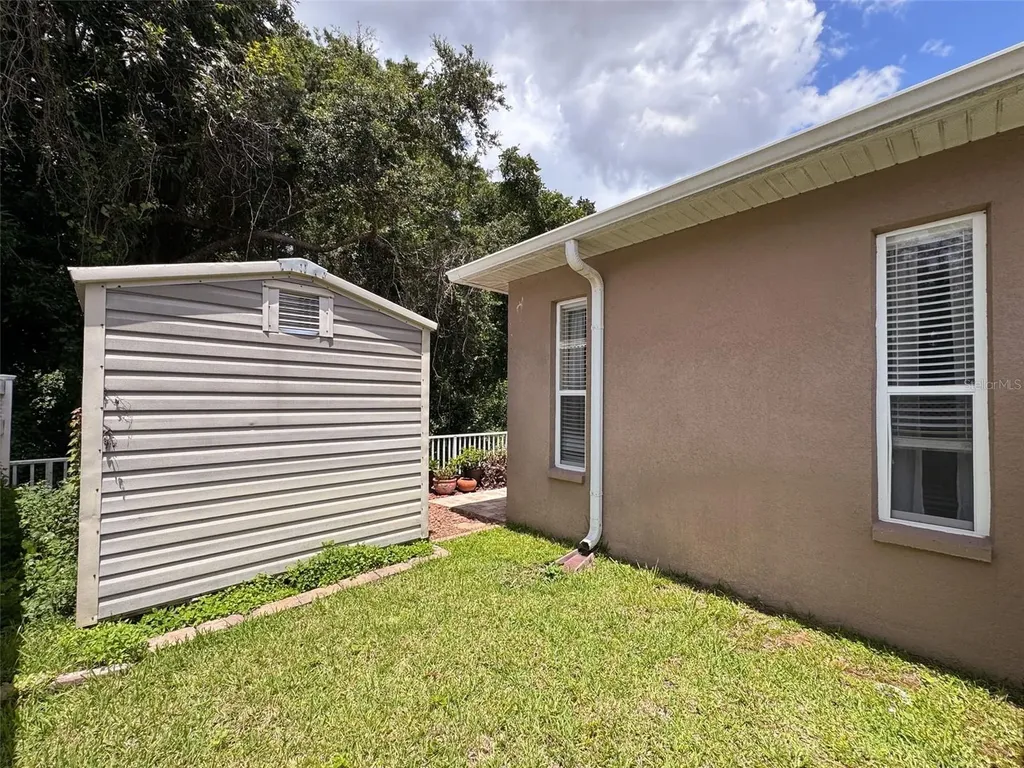 12200 Hunters Lake Drive New Port Richey FL 34654