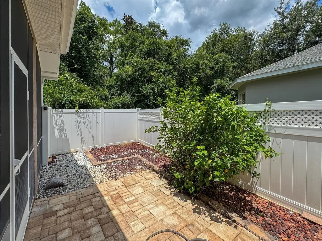 12200 Hunters Lake Drive New Port Richey FL 34654