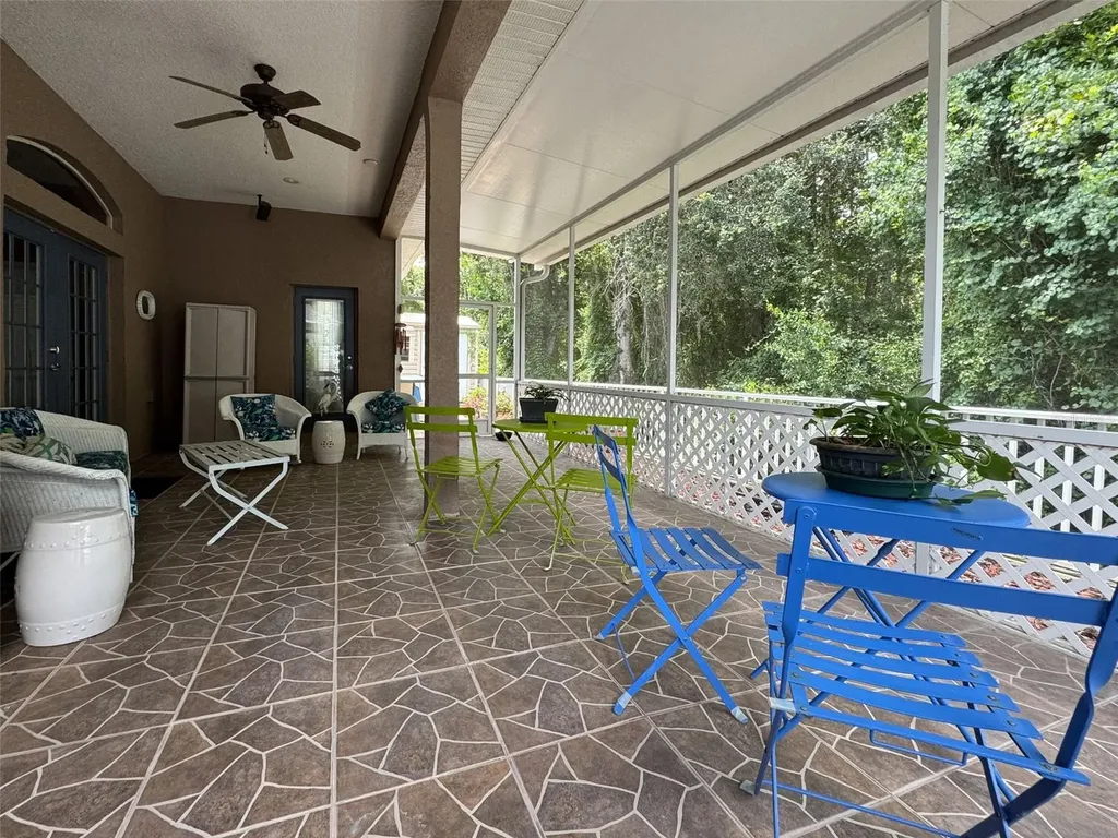 12200 Hunters Lake Drive New Port Richey FL 34654