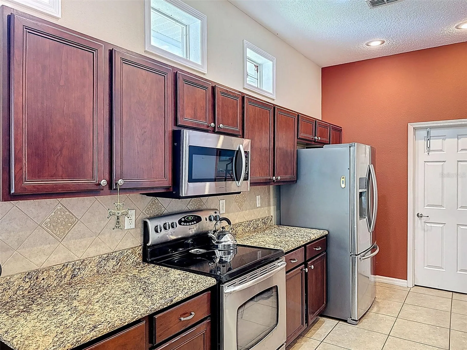 12200 Hunters Lake Drive New Port Richey FL 34654