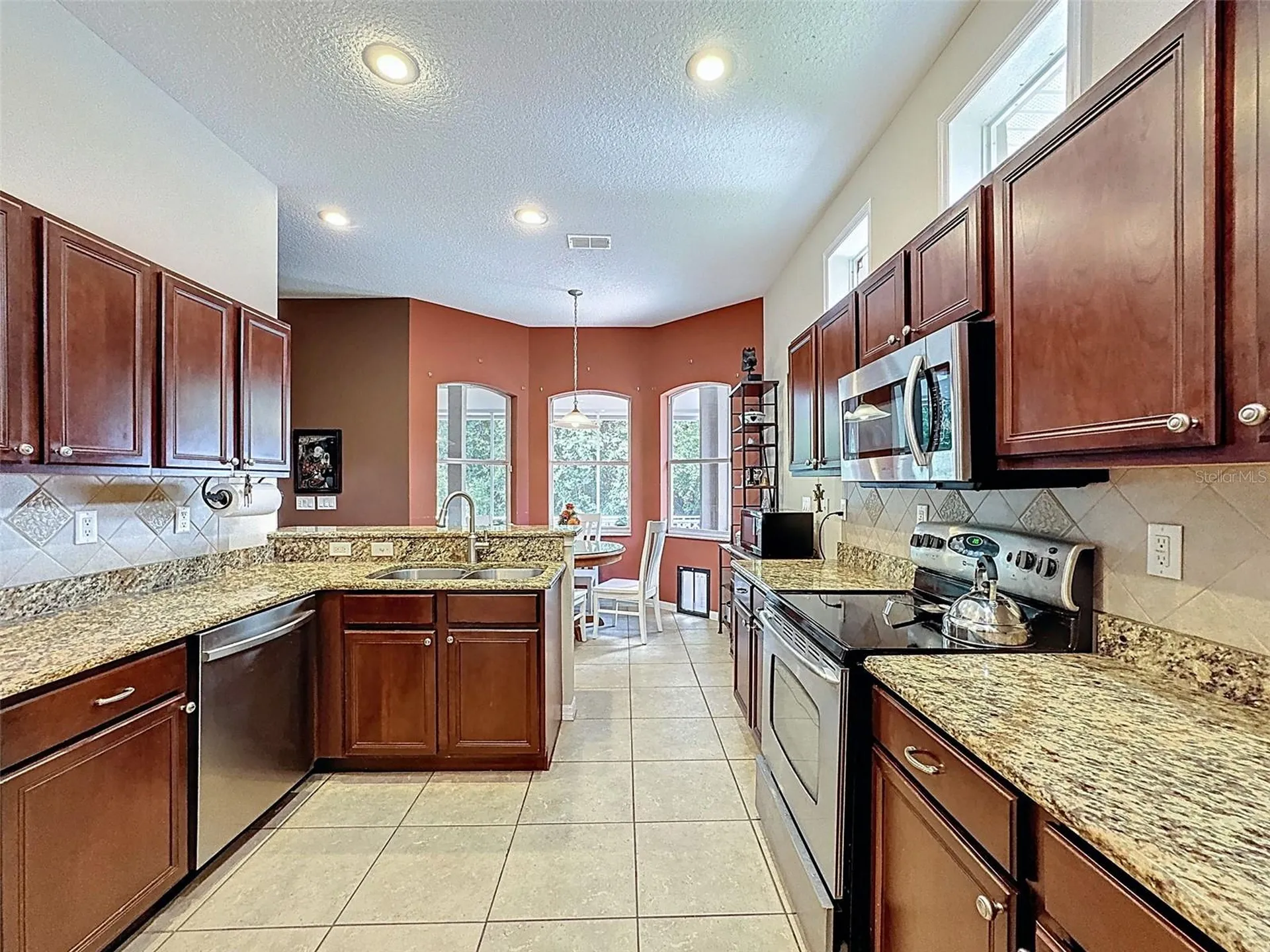 12200 Hunters Lake Drive New Port Richey FL 34654