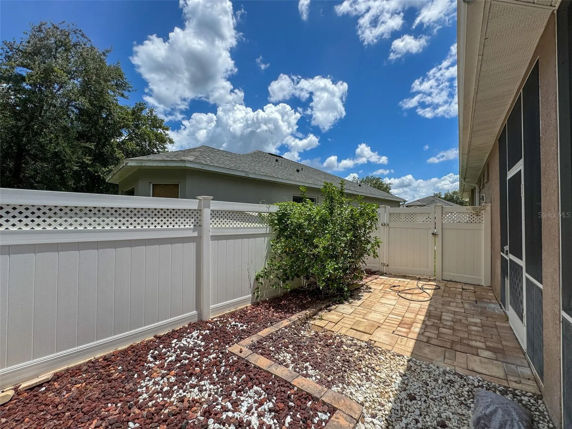 12200 Hunters Lake Drive New Port Richey FL 34654