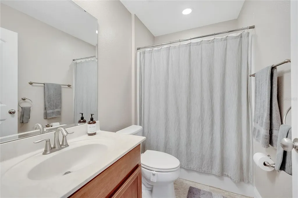 9997 Town Lake Drive Orlando FL 32832