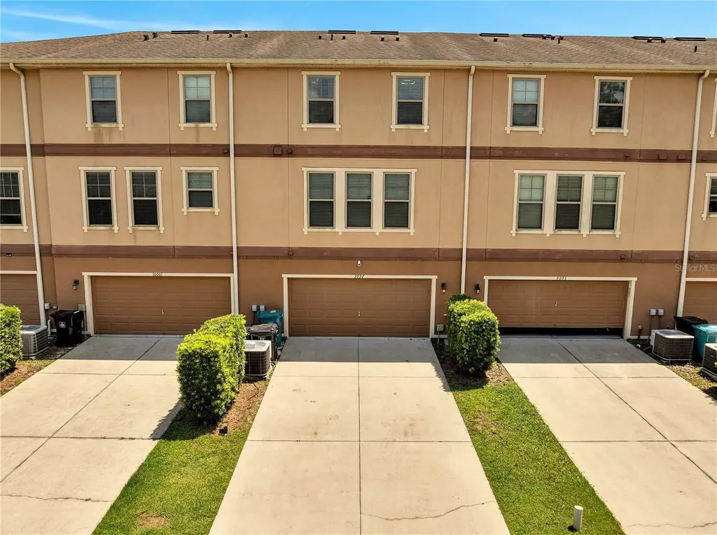 9997 Town Lake Drive Orlando FL 32832