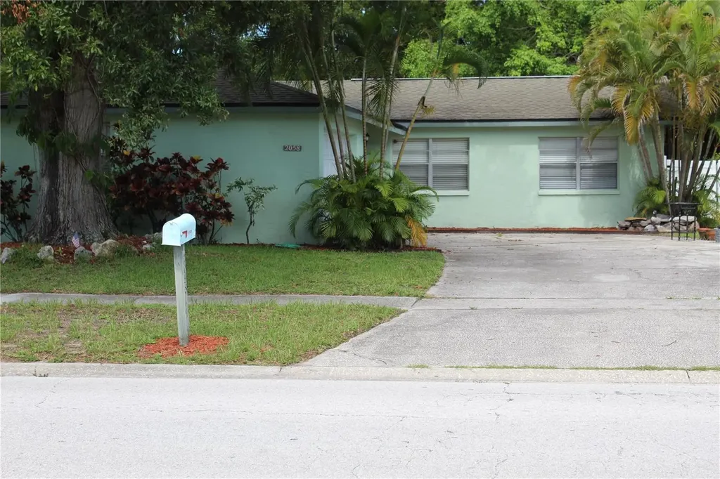 2058 Dodge Street Clearwater FL 33760