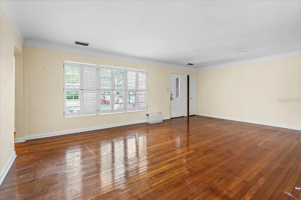 267 Snell Isle Boulevard NE St Petersburg FL 33704