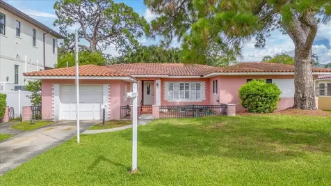 267 Snell Isle Boulevard NE St Petersburg FL 33704