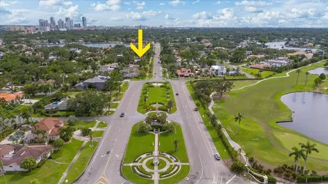 267 Snell Isle Boulevard NE St Petersburg FL 33704