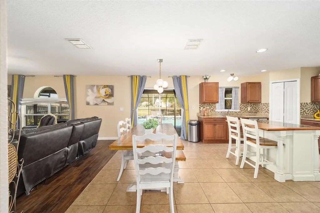 14308 NW 161st Avenue Alachua FL 32615