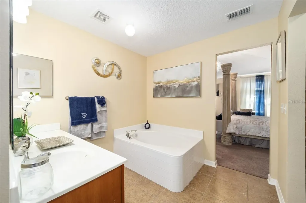 14308 NW 161st Avenue Alachua FL 32615