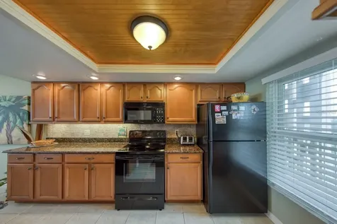 105 Island Way Clearwater Beach FL 33767