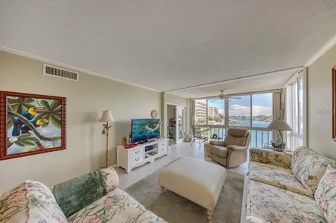 105 Island Way Clearwater Beach FL 33767