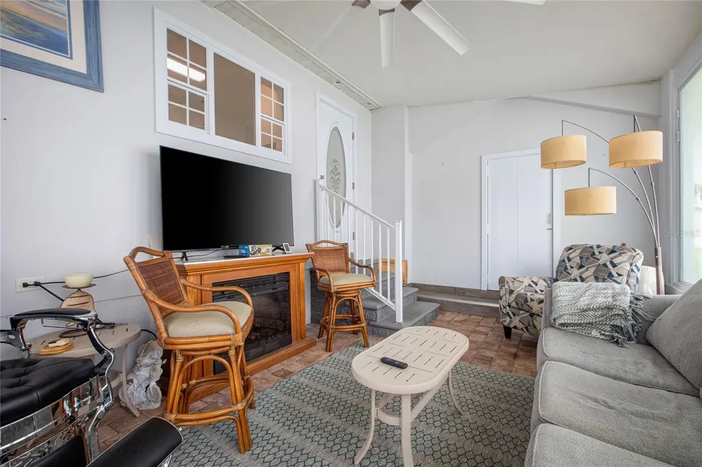 2100 Kings Highway Punta Gorda FL 33980