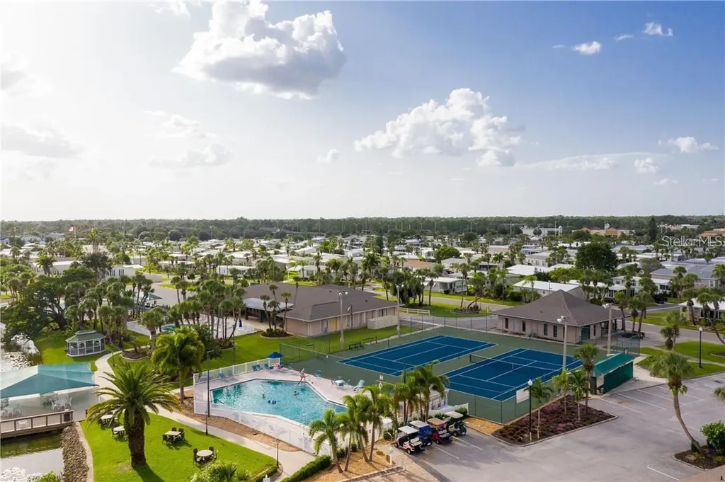 2100 Kings Highway Punta Gorda FL 33980