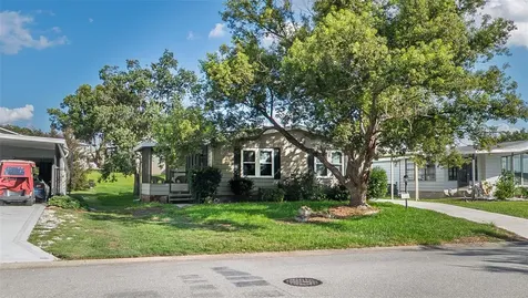 1725 Hilton Head Boulevard Lady Lake FL 32159