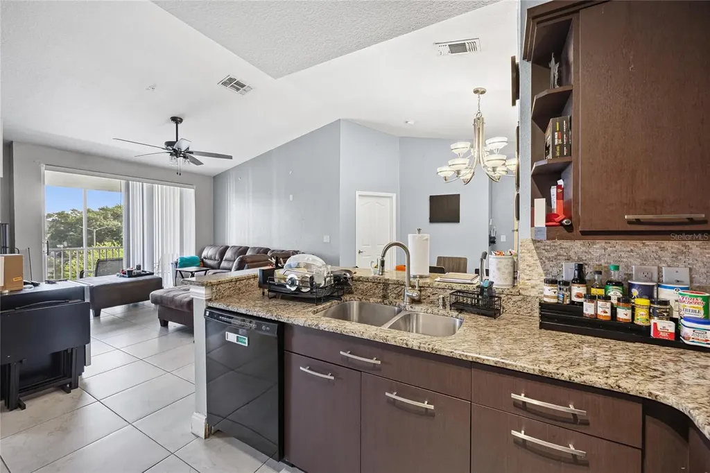 8816 Dunes Court Kissimmee FL 34747