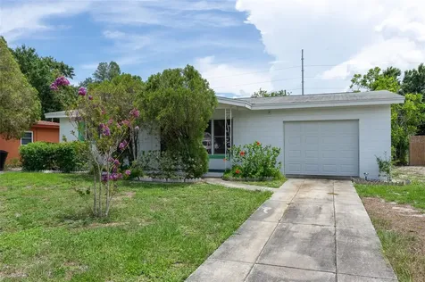 760 72nd Avenue N St Petersburg FL 33702