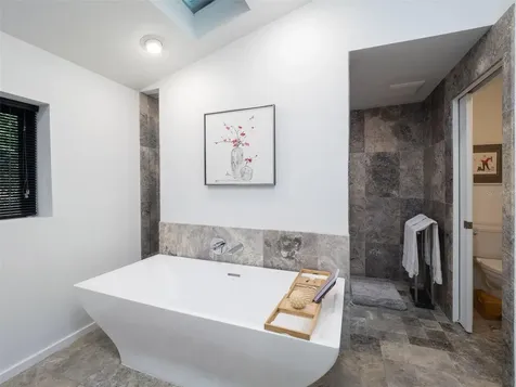 2261 NW 24th Avenue Gainesville FL 32605