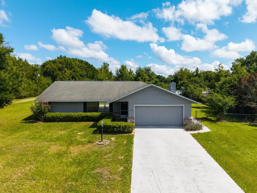 205 NE 53rd Street Ocala FL 34479
