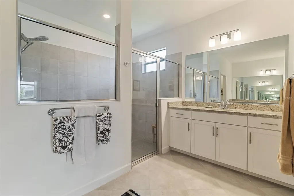 4961 Seafoam Trail Bradenton FL 34211
