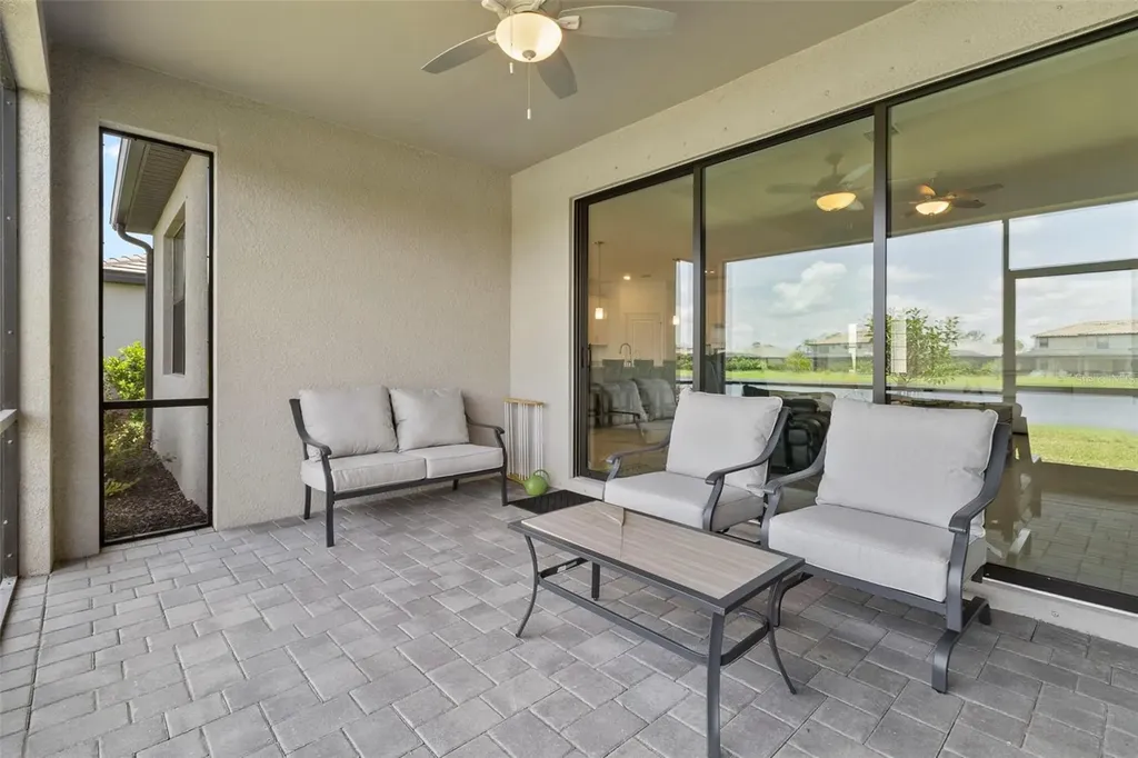 4961 Seafoam Trail Bradenton FL 34211