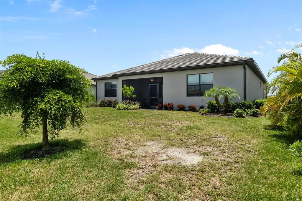 4961 Seafoam Trail Bradenton FL 34211