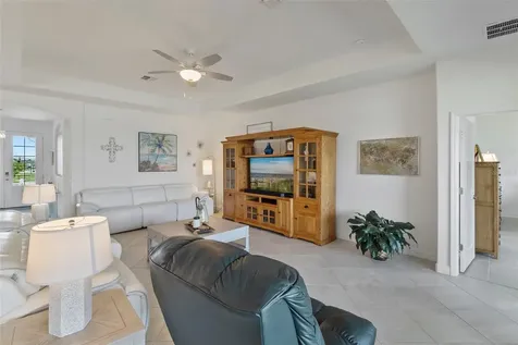 4961 Seafoam Trail Bradenton FL 34211