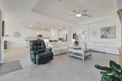 4961 Seafoam Trail Bradenton FL 34211