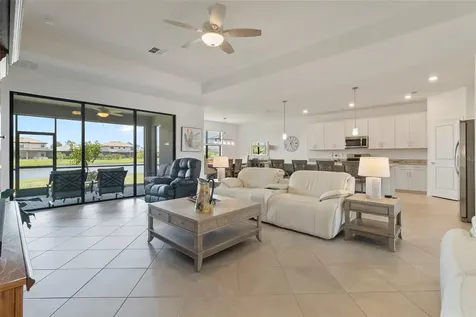 4961 Seafoam Trail Bradenton FL 34211