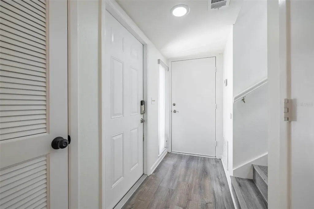 498 Lakeview Drive Palm Harbor FL 34683