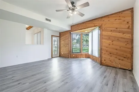 498 Lakeview Drive Palm Harbor FL 34683