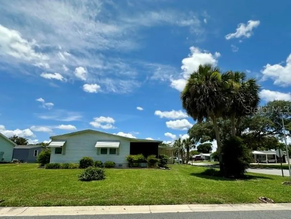 902 Rose Lane The Villages FL 32159