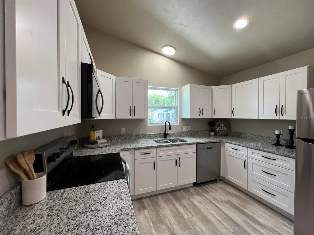 23147 NW 181st Place High Springs FL 32643