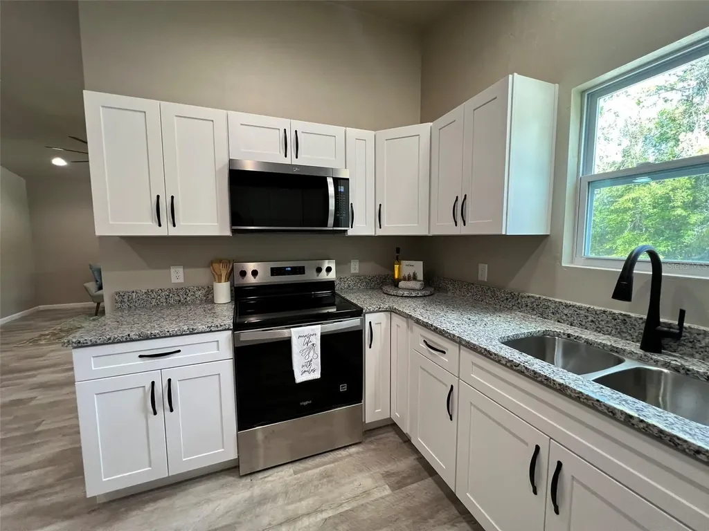 23147 NW 181st Place High Springs FL 32643