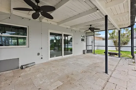5285 Dover Street NE St Petersburg FL 33703