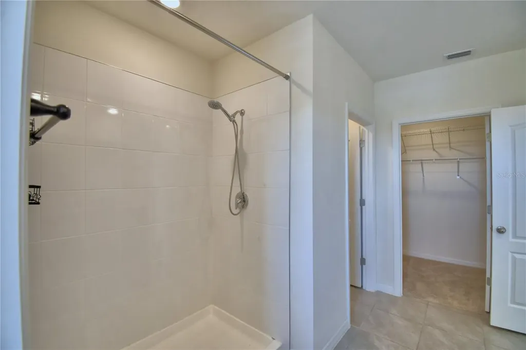 2005 Carnostie Road Winter Haven FL 33884