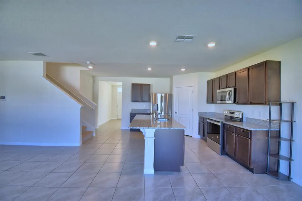 2005 Carnostie Road Winter Haven FL 33884