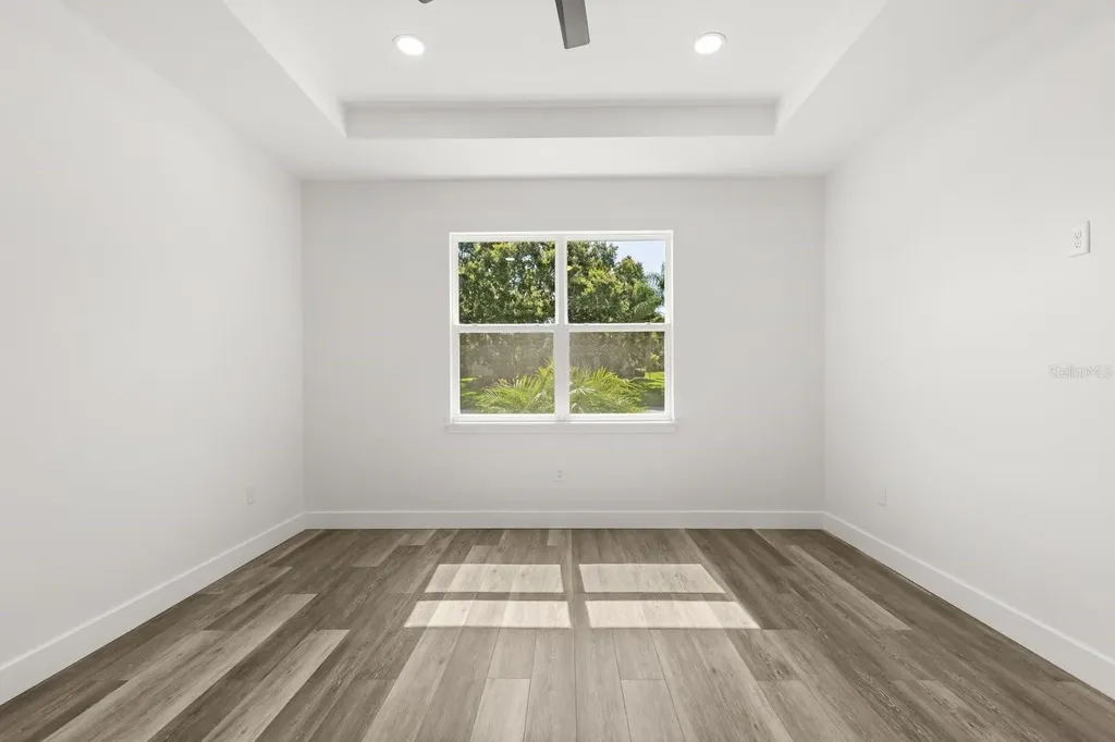 321 Watershore Drive Leesburg FL 34748