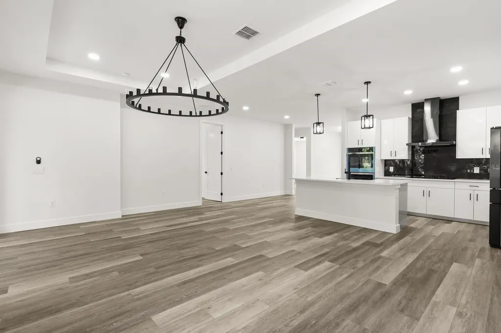 321 Watershore Drive Leesburg FL 34748